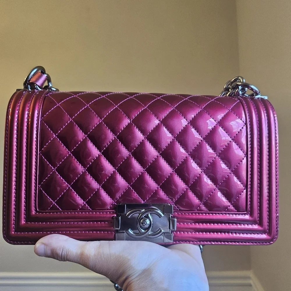 Chanel Boy Bag MEDIUM – Hot Pink Patent Leather/Fuchsia 🌸✨